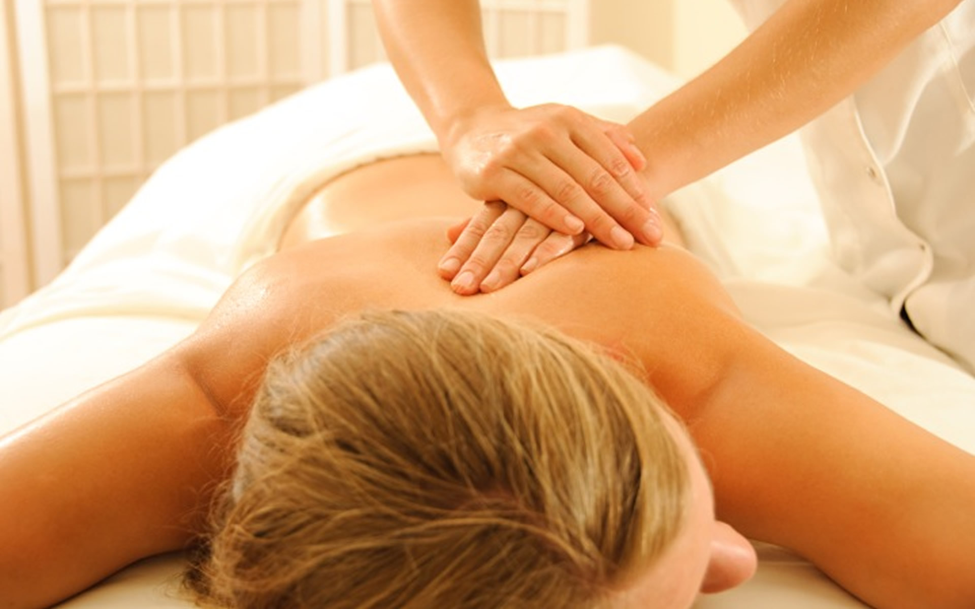 Lanterns Retreat Massage